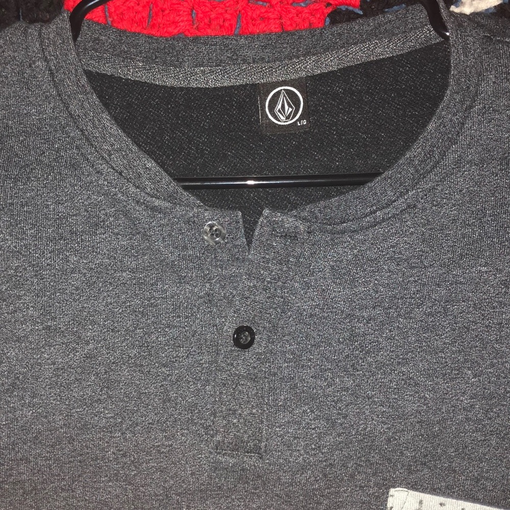 Volcom Henley - Picture 3 of 3
